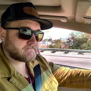 Meet your Posher, Kyle